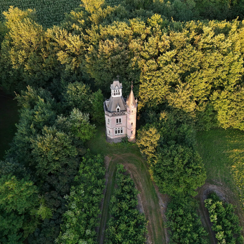 Luchtbeeld van de Belvedèretoren te Kezelfort Oudenaarde